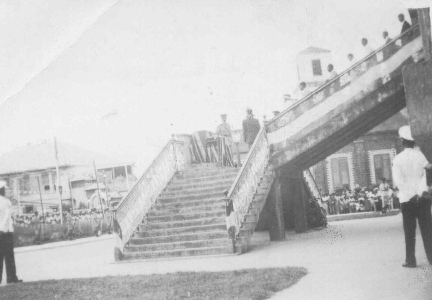 BELIZE 1953  SALUTING PLATFORM